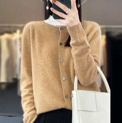 Apolline™ | Gilet en maille douce à boutons