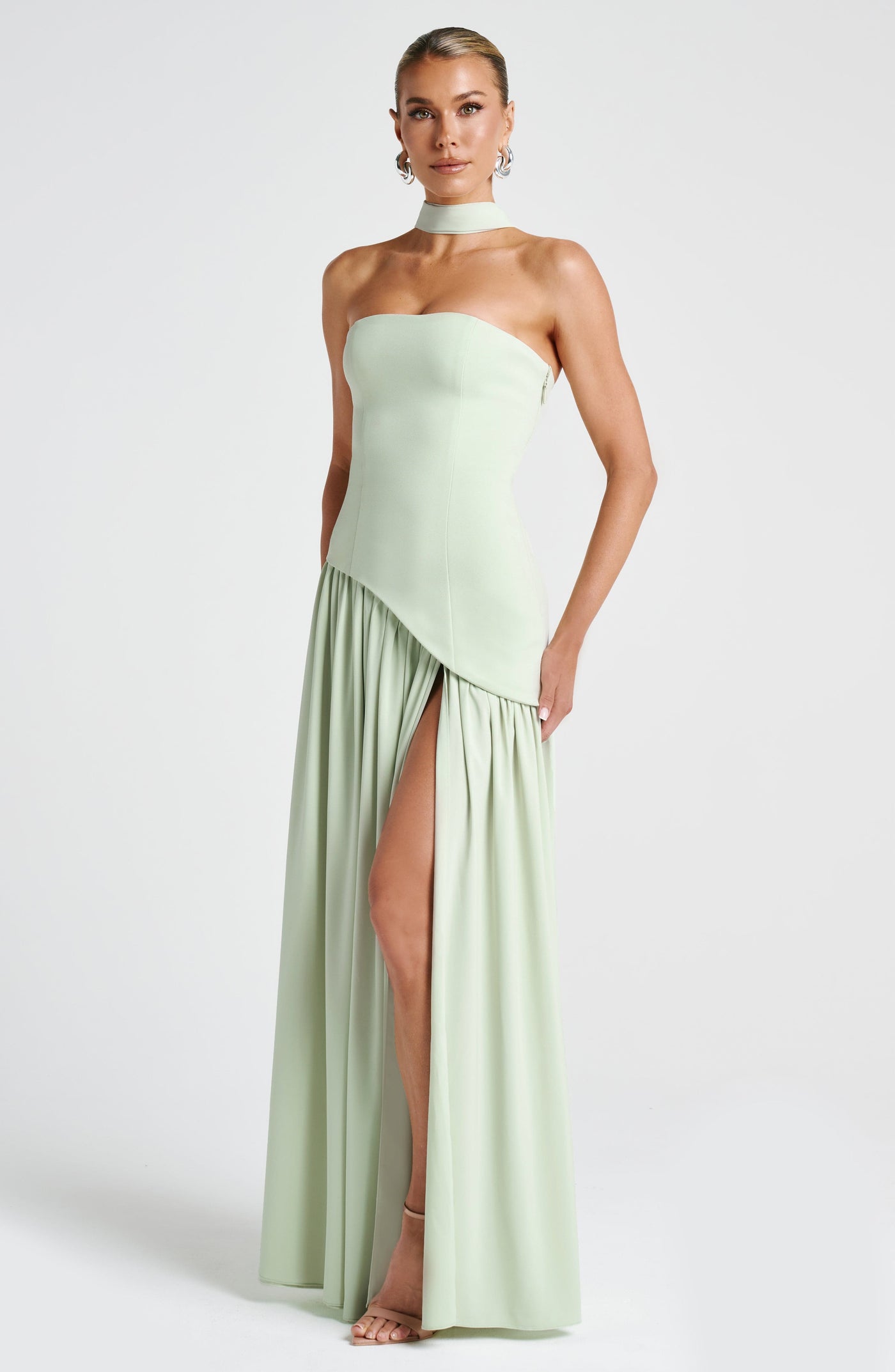 Brune™ | Robe de soirée fendue à bustier