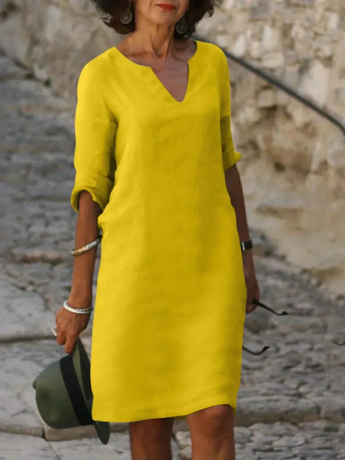 Beth | Robe décontractée à encolure en V